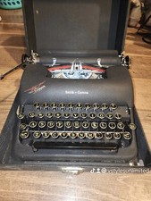 1946 Smith-Corona Clipper Vintage Portable Typewriter Untested With Case thumbnail