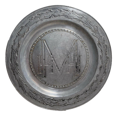 Vintage RWP Wilton MHH or HHM 10 7/8'' Armetale Tavern Pewter Plate
