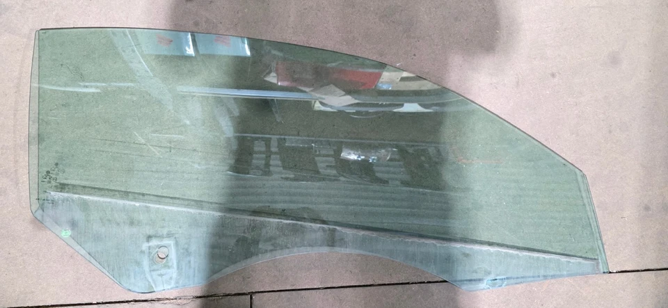 VW  Eos 1F Scheibe Seitenscheibe Beifahrerseite rechts 1Q0845202C Beifahrerseite - Bild 1 von 1