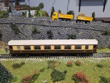 Bachmann Branchline BR  Pullman Lighted Passenger Car 39-290 OO Scale DC