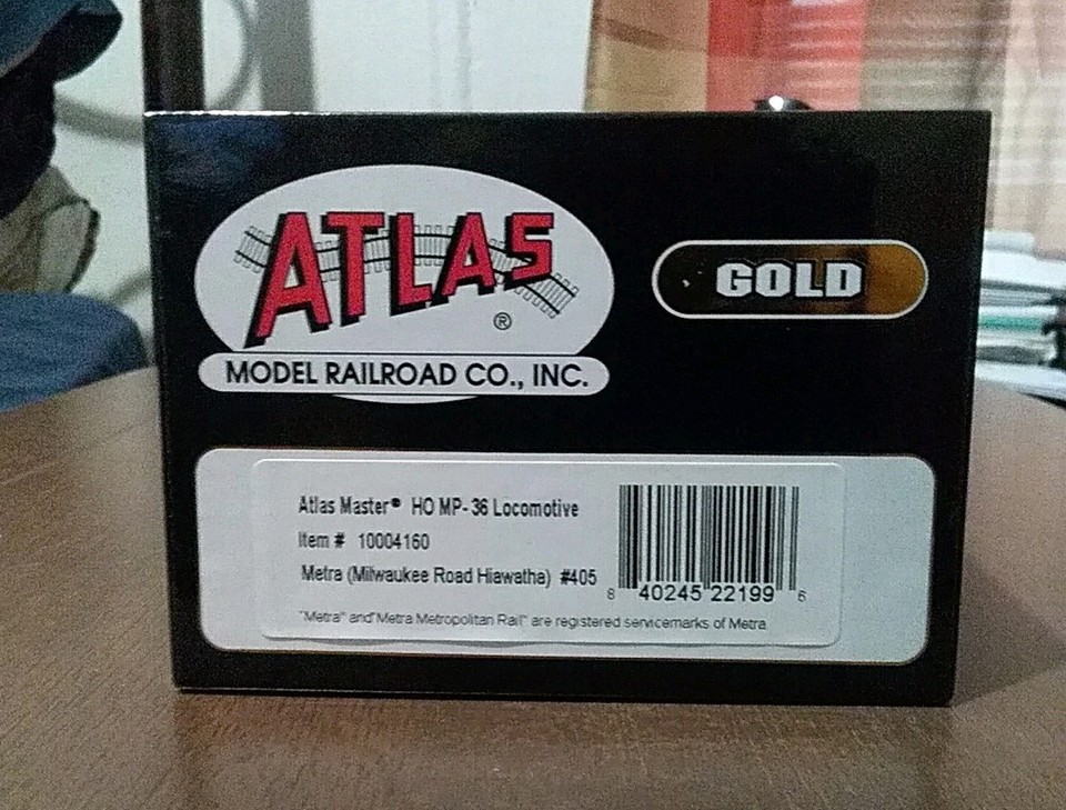 Atlas Mp36 Locomotive DC Metra Milwaukee Road Hiawatha Ho Scale With ...