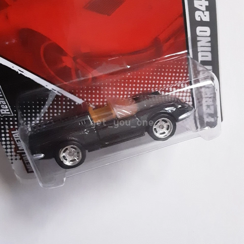 Nuevo Hot Wheels Garage Ferrari Dino 246 GTS 2011 coche negro pilotos reales metal #4/6 Foto 2 de 4
