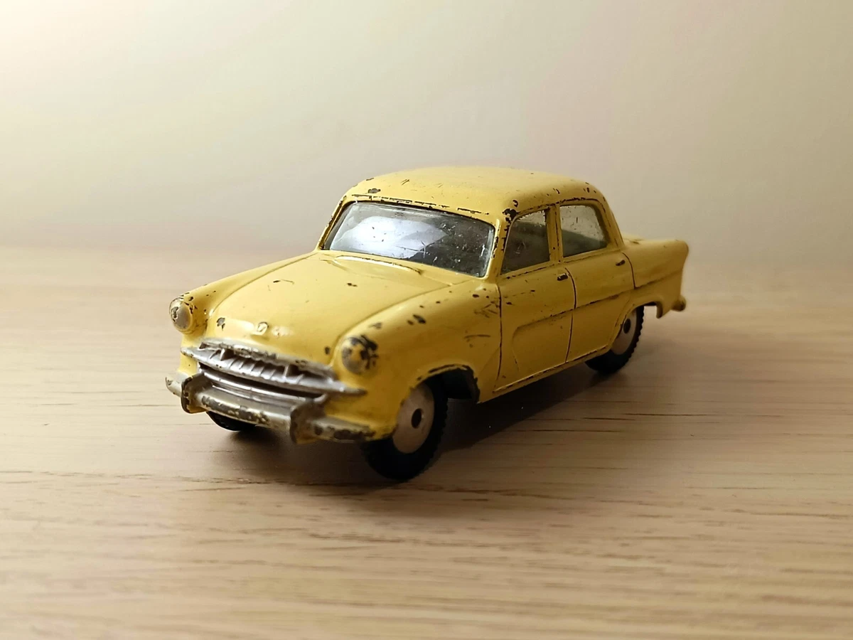 Corgi Toys 207M Standard Vanguard III