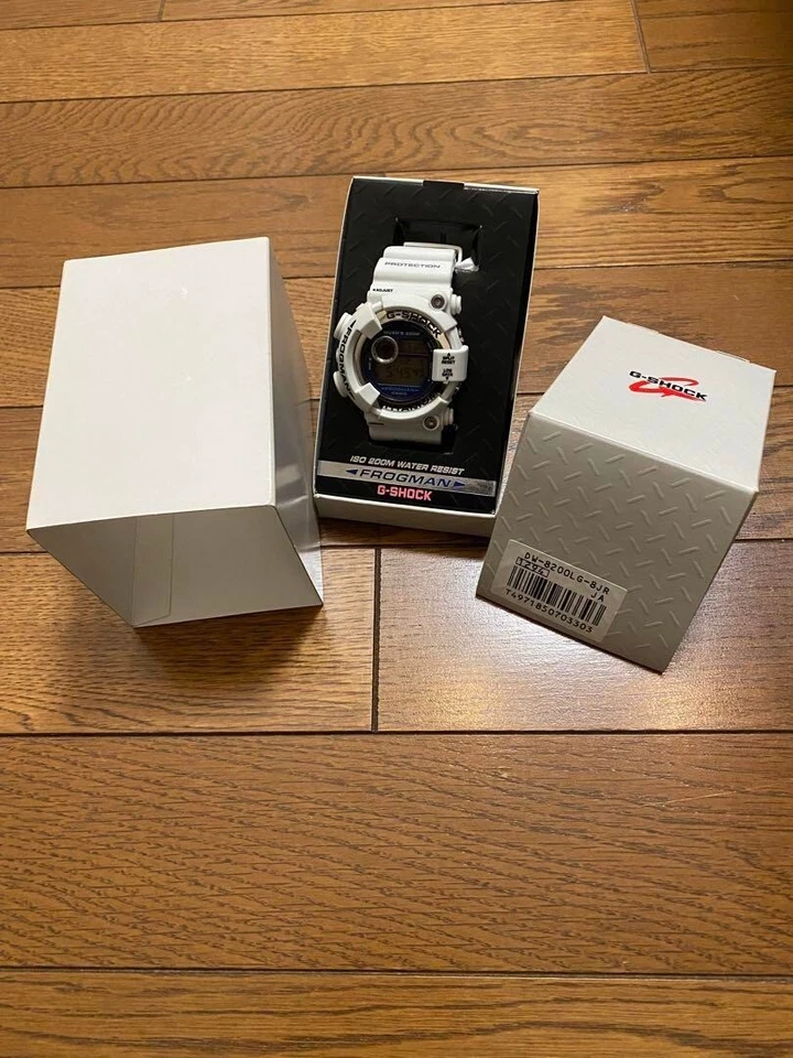 【Como Nuevo】G-Shock FROGMAN Reloj de Cuarzo Blanco Gris DW-8200LG-8JR Foto 3 de 4