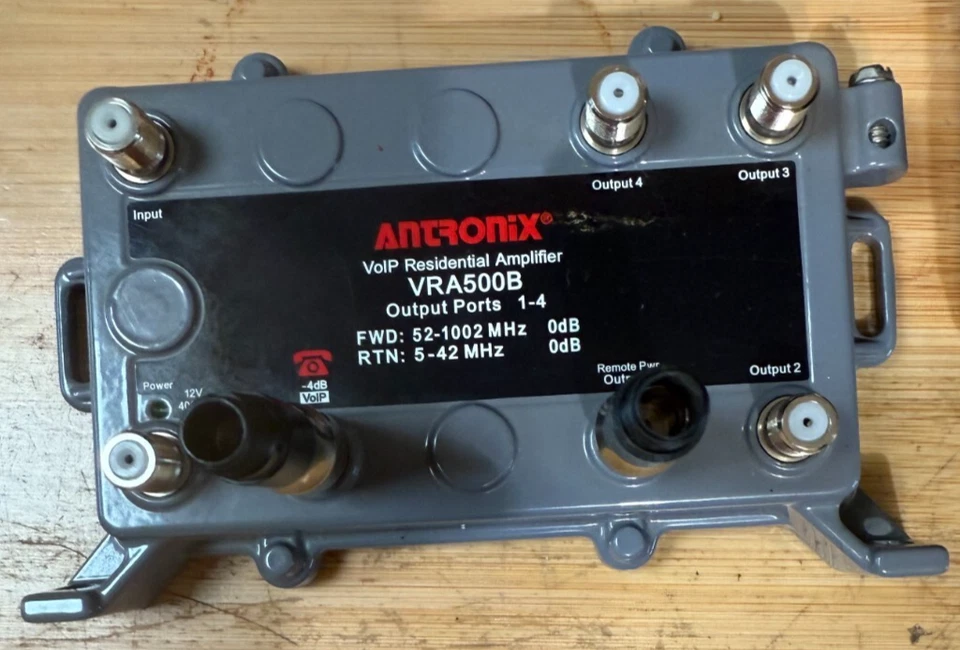 ANTRONIX VolP Residential Amplifier VRA500B Output Ports 1-4 W/AC Adapter &Cable - Image 2 of 4