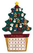 Vintage Felt Christmas Advent Calendar Wall H...