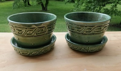 One remaining mccoy pottery planters vintage green Violet design