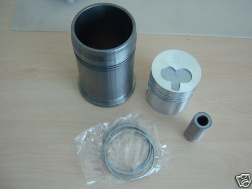 4 Stück Laufbuchse mit Kolben Zylinder 85 mm Multicar M24 M25 4x2 - Bild 1 von 1