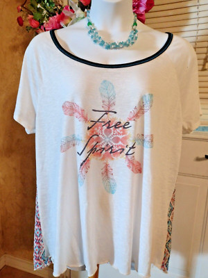 Spoiled White Colorful Feathers Bling Abstract Short Sleeve Blouse Size 2X W022