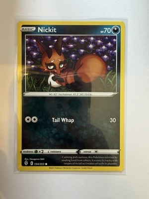 Nickit Pokémon Karte 104/203 Evolving Skies 2021 Basic Common Darkness