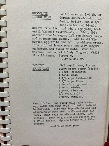 Out Of Mariemont Kitchens Mariemont Community Church Mariemont, Ohio Cook Book - Picture 4 of 6