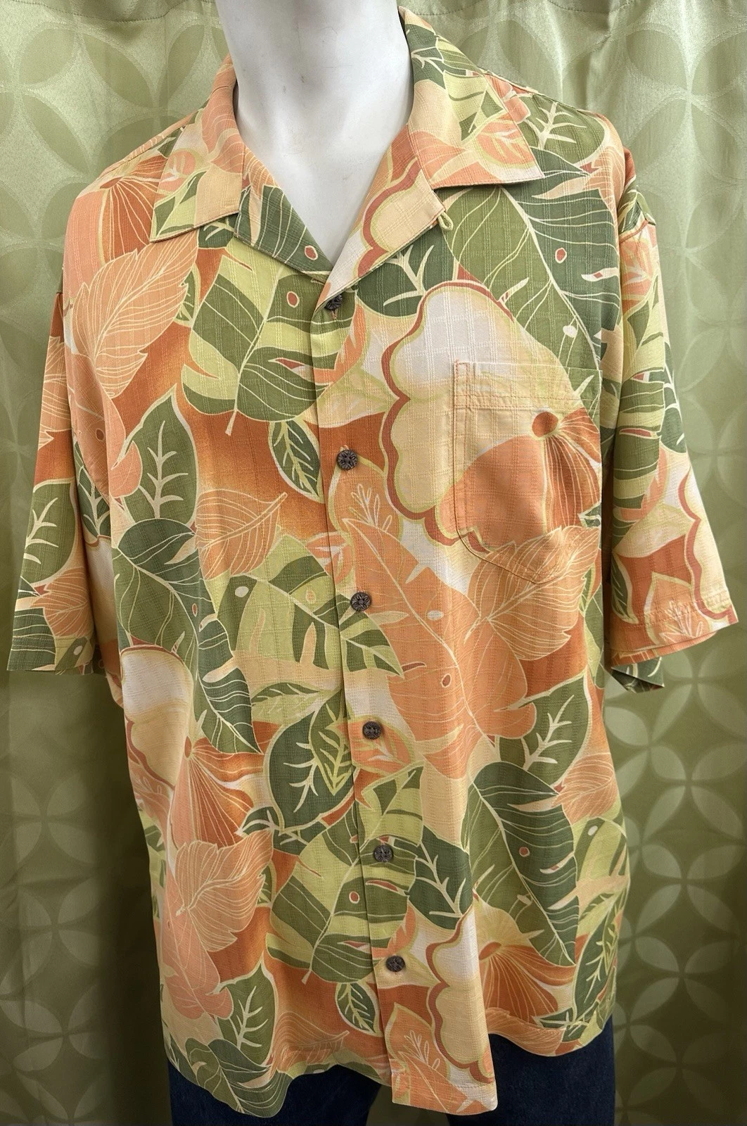 XL 100% Silk TOMMY BAHAMA Shirt FLORAL FOLIAGE Peach Rust Greens WORN ONLY ONCE