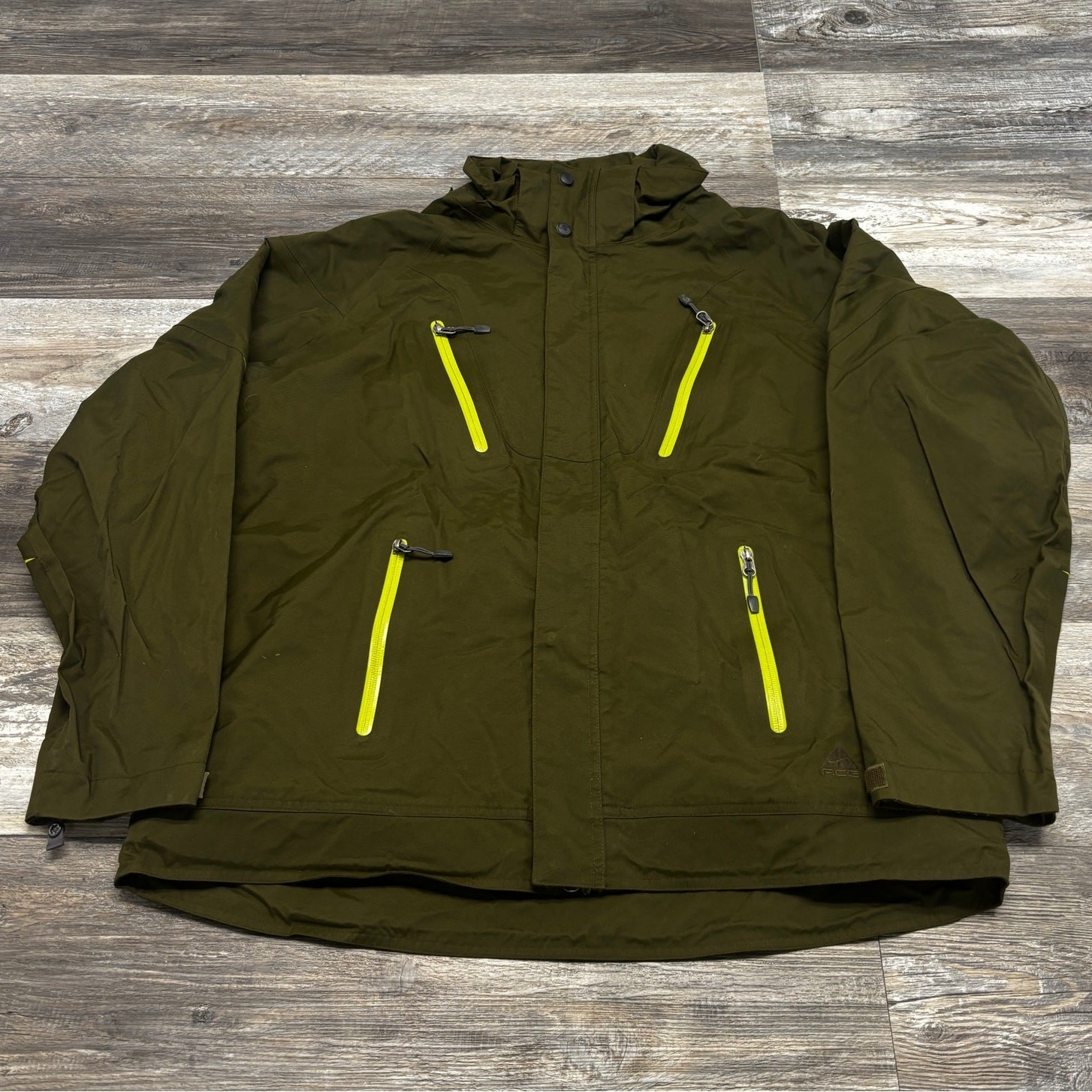 SACAI X NIKE Giacca Nike ACG Fit Storm Green Uomo L Strato Esterno 3 Zip Nylon Impermeabile