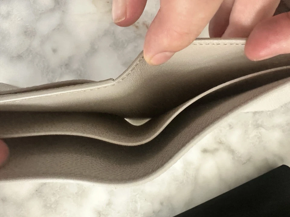 Dunhill London Codogan Bifold Wallet Men's Silver Grey New with Box - Image 4 of 4