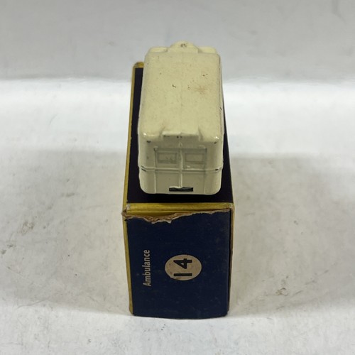 Matchbox Lesney #14B Daimler Ambulance 1958 in B box all Original - Picture 4 of 6