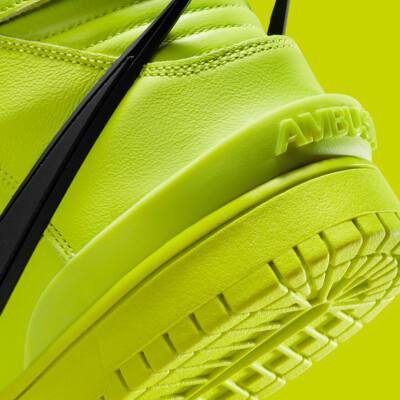 Nike Dunk Hi AMBUSH Atomic Green Flash Lime Black CU7544-300 sz 7
