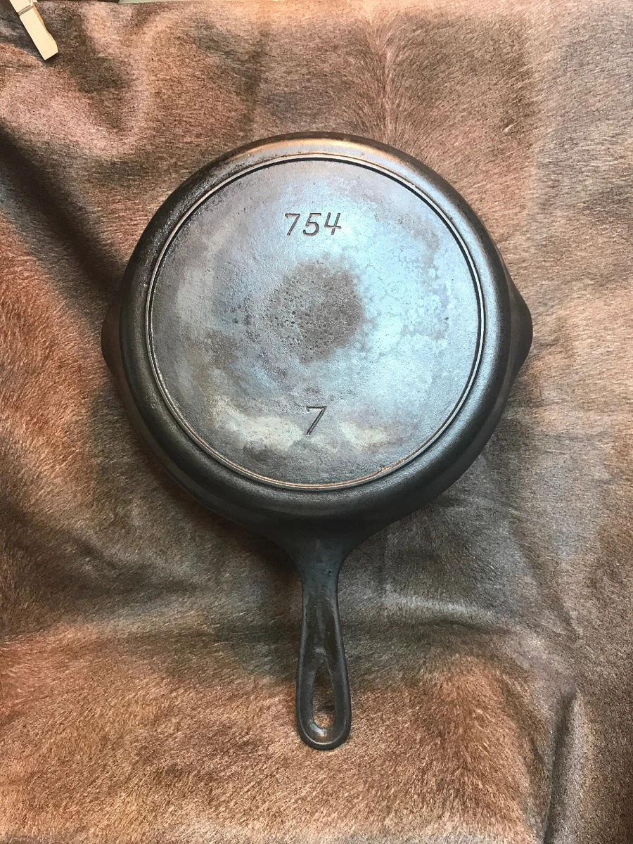 1930's Griswold 3 Cast Iron Skillet With Large Block Logo, 56 OFF