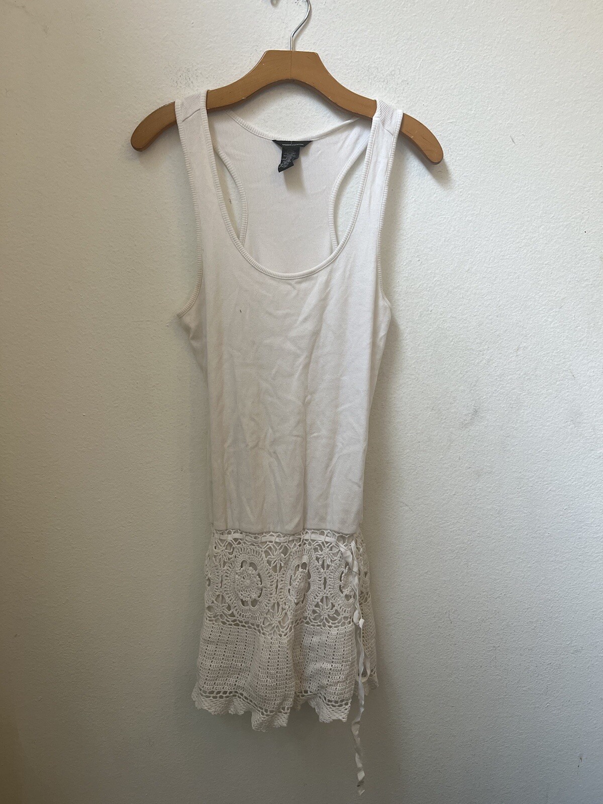 MODA INTERNATIONAL SOLID WHITE SLEEVELESS DRESS S… - image 1