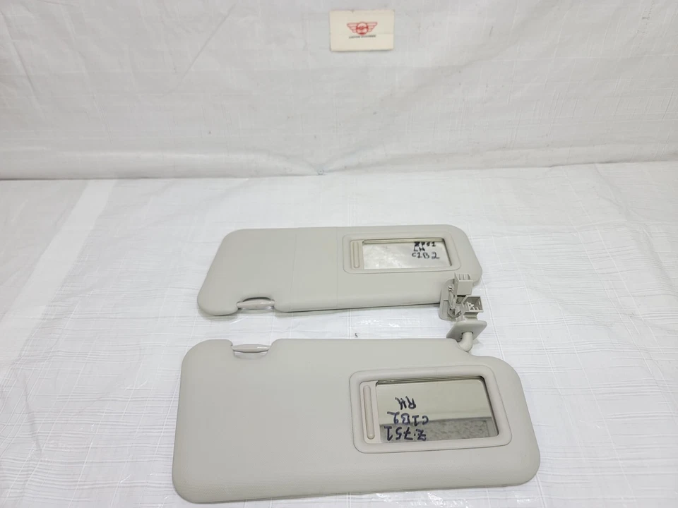 2016-2021 Mazda CX-3 Sun Visor Set Left Driver & Right Passenger Side OEM Foto 3 de 4