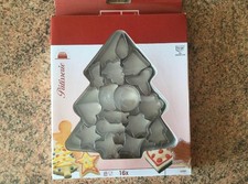 ZENKER Christmas Cookie Cutters 16 Piece Set Star Heart Christmas Tree Shape