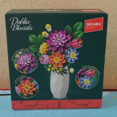 Sembo Block Dahlia Blossom Block Florist 601299 New Sealed