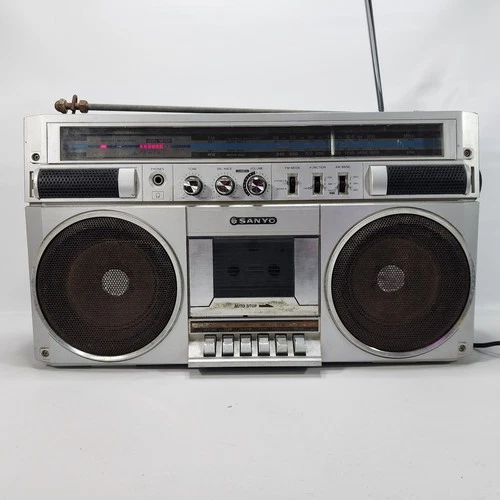 Sanyo M9830K Vintage 80s Boom Box Works Read