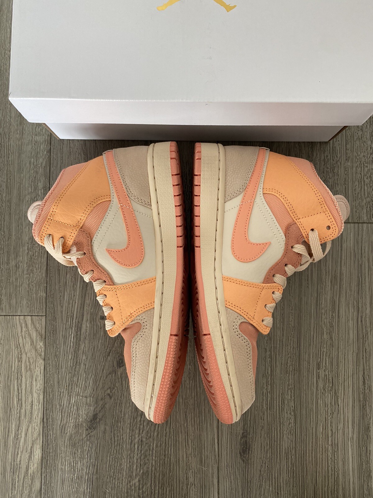 Air Jordan 1 Mid Apricot Orange Size UK4.5 RRP£195 Worn Once image 5