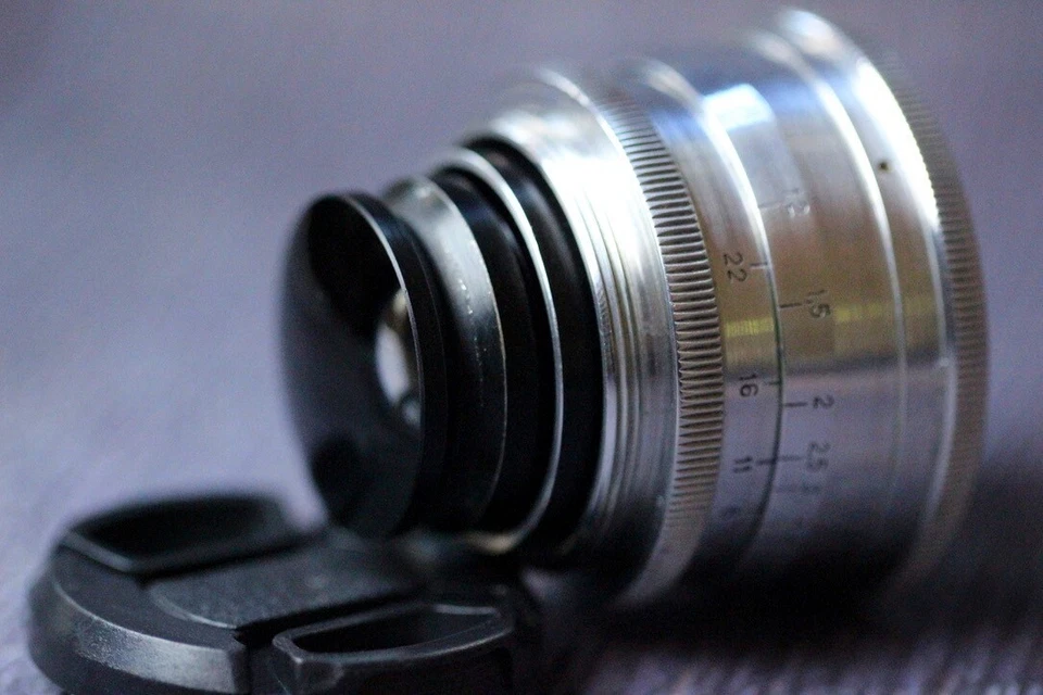 Jupiter-12 35mm f/2.8 M39 Wide Angle Lens – Soviet LTM Rangefinder – Biogon Copy - Image 2 of 4