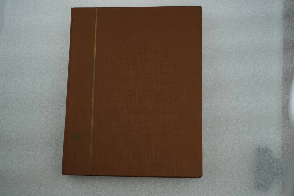 32 pages stamps collections lots album Vintage Rare Classic Antique Genuine - Image 2 of 4