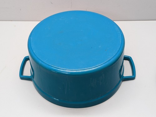 Martha Stewart 8 Quart Enameled Cast Iron Dutch Oven - Teal - Picture 7 of 9
