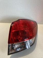 Feu arrière Subaru OUTBACK