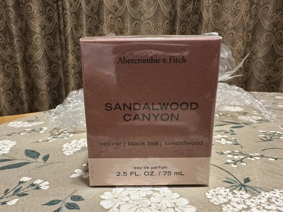 Abercrombie & Fitch сандаловое дерево каньон смесь ветивер черный чай и сандалии - Изображение 2 из 4
