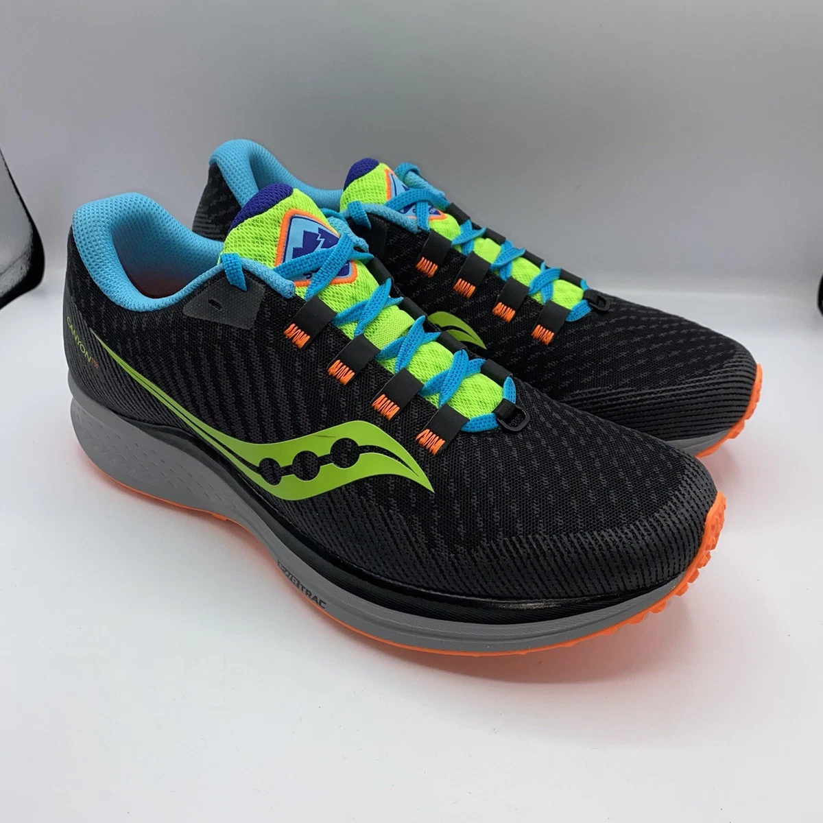 Discount saucony running shoes sales