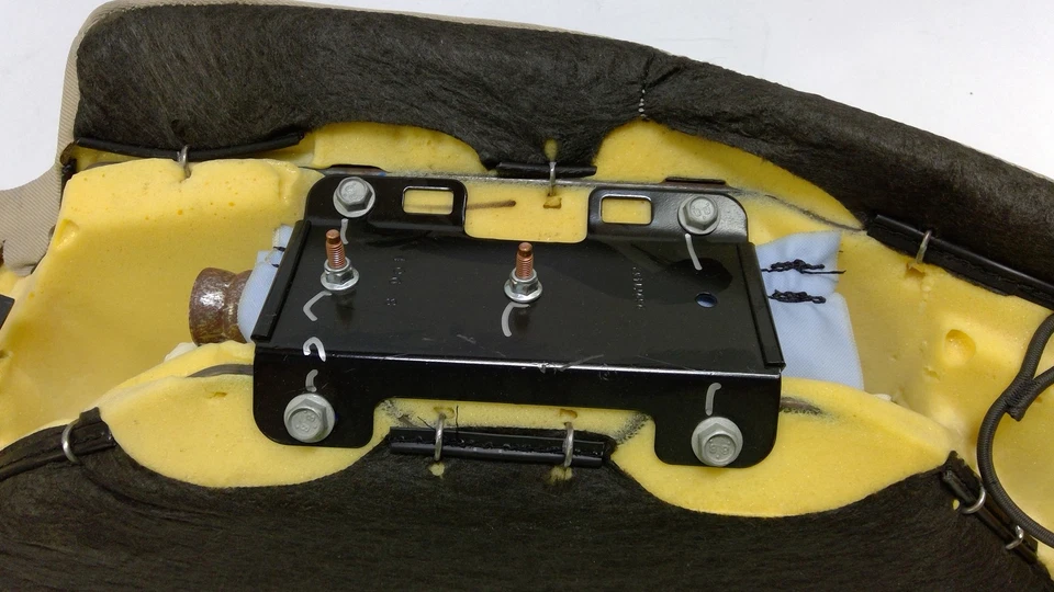 APTO PARA CHEVROLET CRUZE 2011-2014 REFUERZO 95986116 - NUEVO FABRICANTE DE EQUIPOS ORIGINALES 95986116 Foto 2 de 4