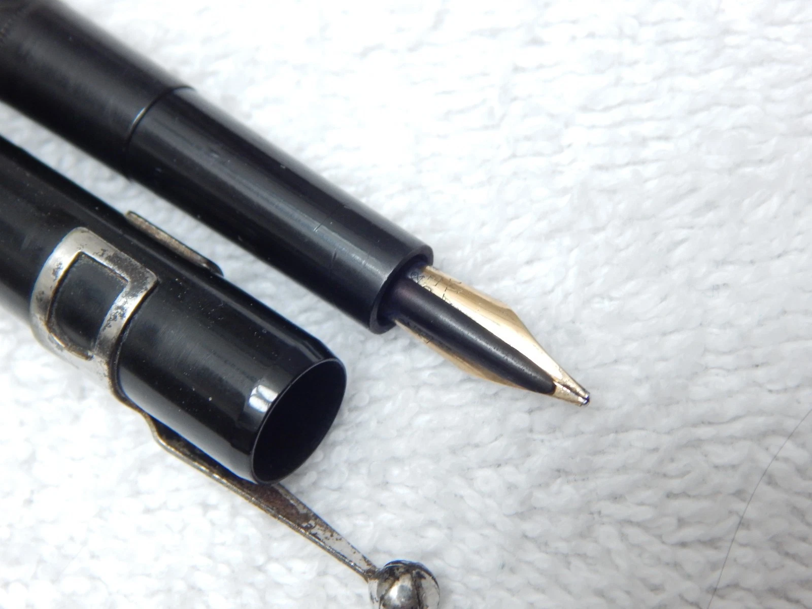 LOT# 108E. VTG MABIE TODD SWAN 1500 EYEDROPPER FOUNTAIN PEN. STUB NIB. image 1