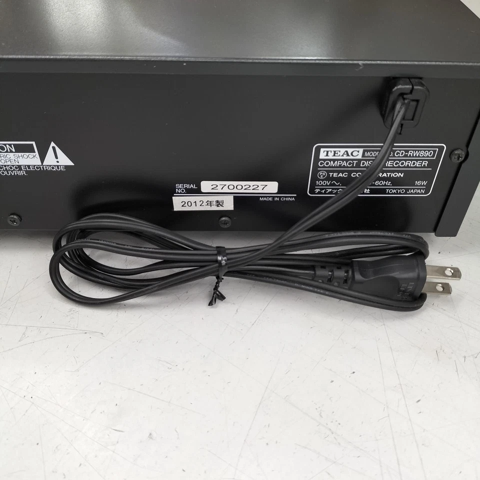 TEAC CD-RW890 CD Recorder Good Condition from Japan - Image 4 of 4