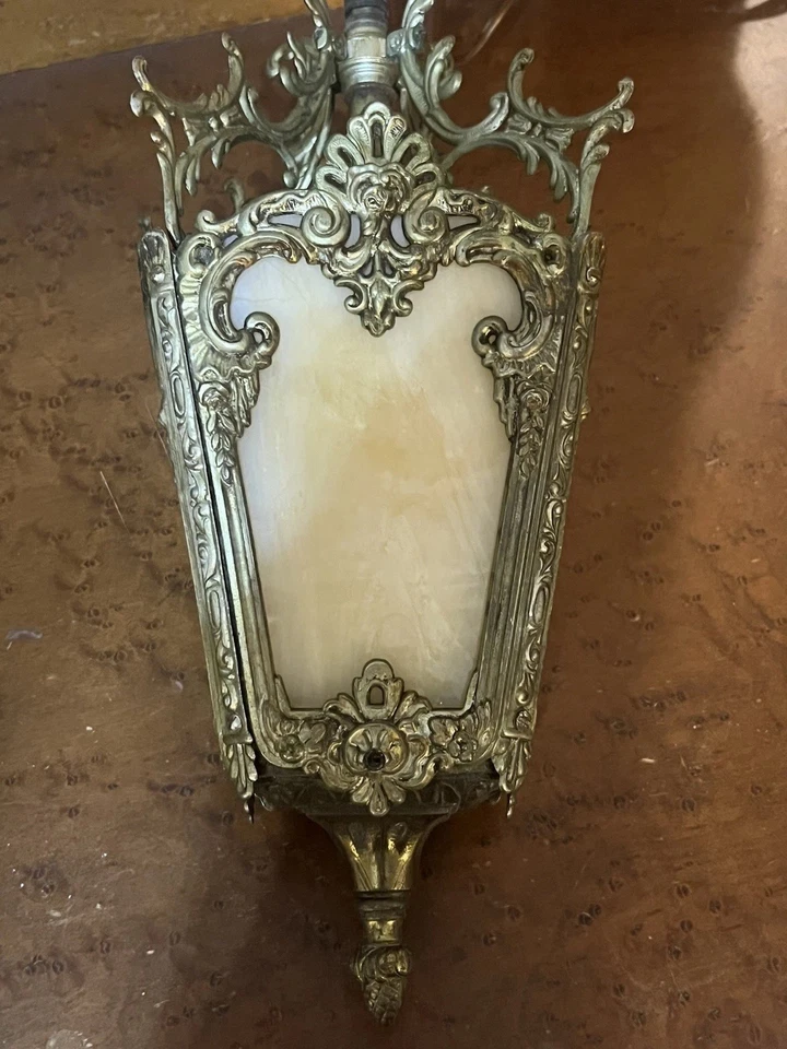 Lámparas del Viejo Mundo de Latón Desplazado de Colección Rococó Art Nouveau Renacimiento Victoriano Foto 4 de 4