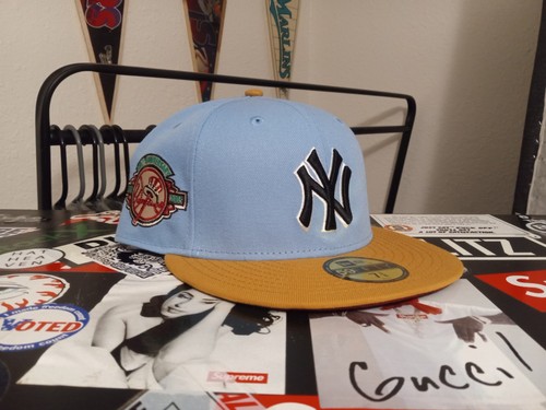 New Era 59 Fifty New York Yankees Sombrero Club Sombrero Ajustado Parche Lateral Rojo UV 7 3/8 - Imagen 2 de 8