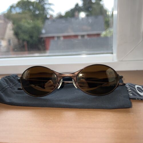 VERY Rare New Vintage Unisex Oakley E Wire  Bronze/Gold Iridium 05-651 |  eBay