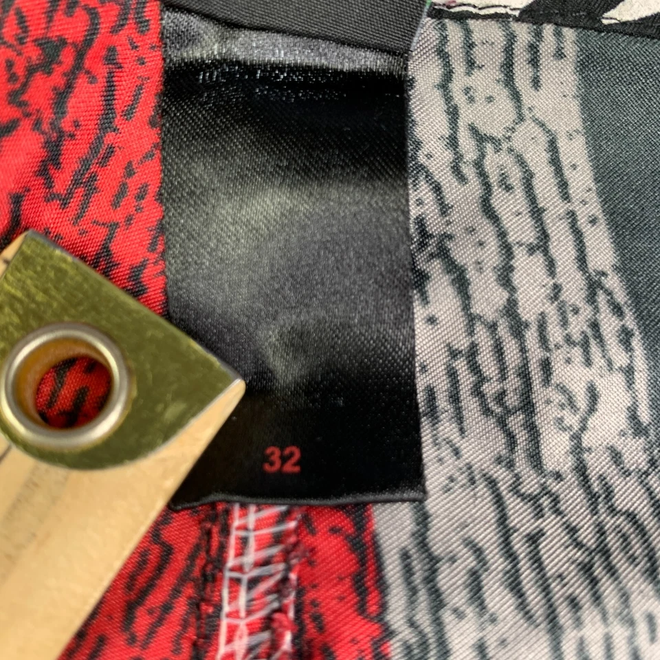 Bañador Maui And Sons para Hombres 32 Mediano Rojo Negro Cuadros Board Shorts Bolsillo Foto 4 de 4