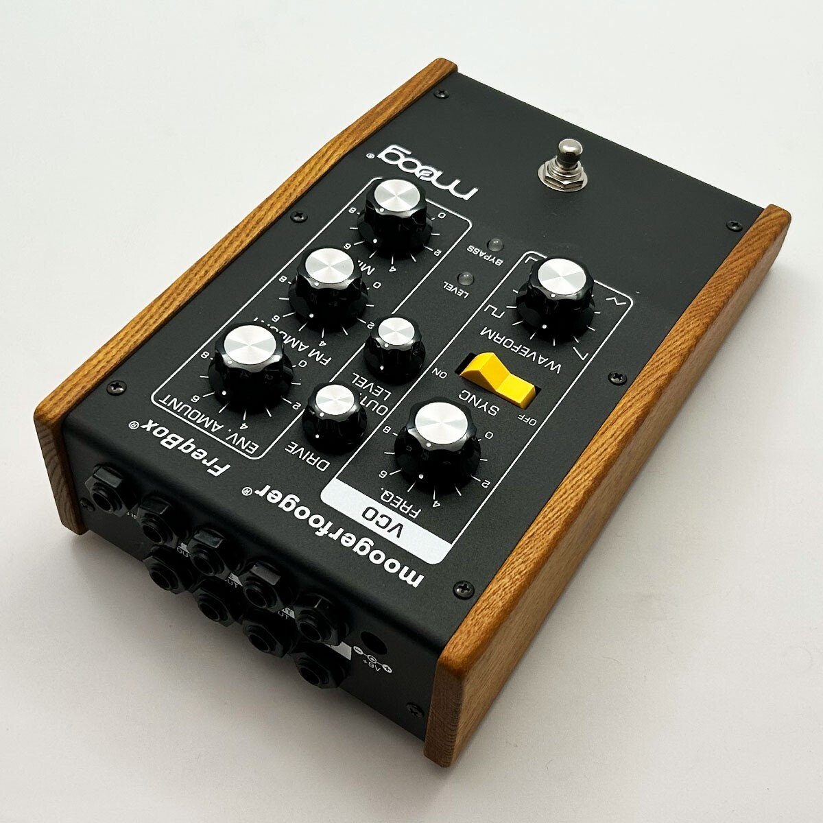 Moog Moogerfooger MF-107 FreqBox Analog Audio Pedal Japan