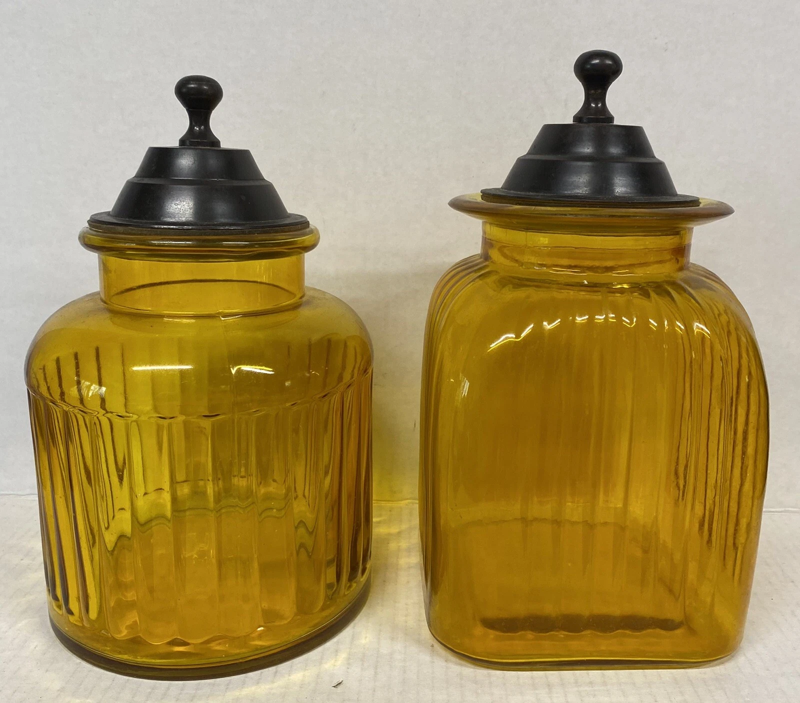 Amber Apothecary Jars 4 PC Canister Set Ribbed Glass with Metal Lids