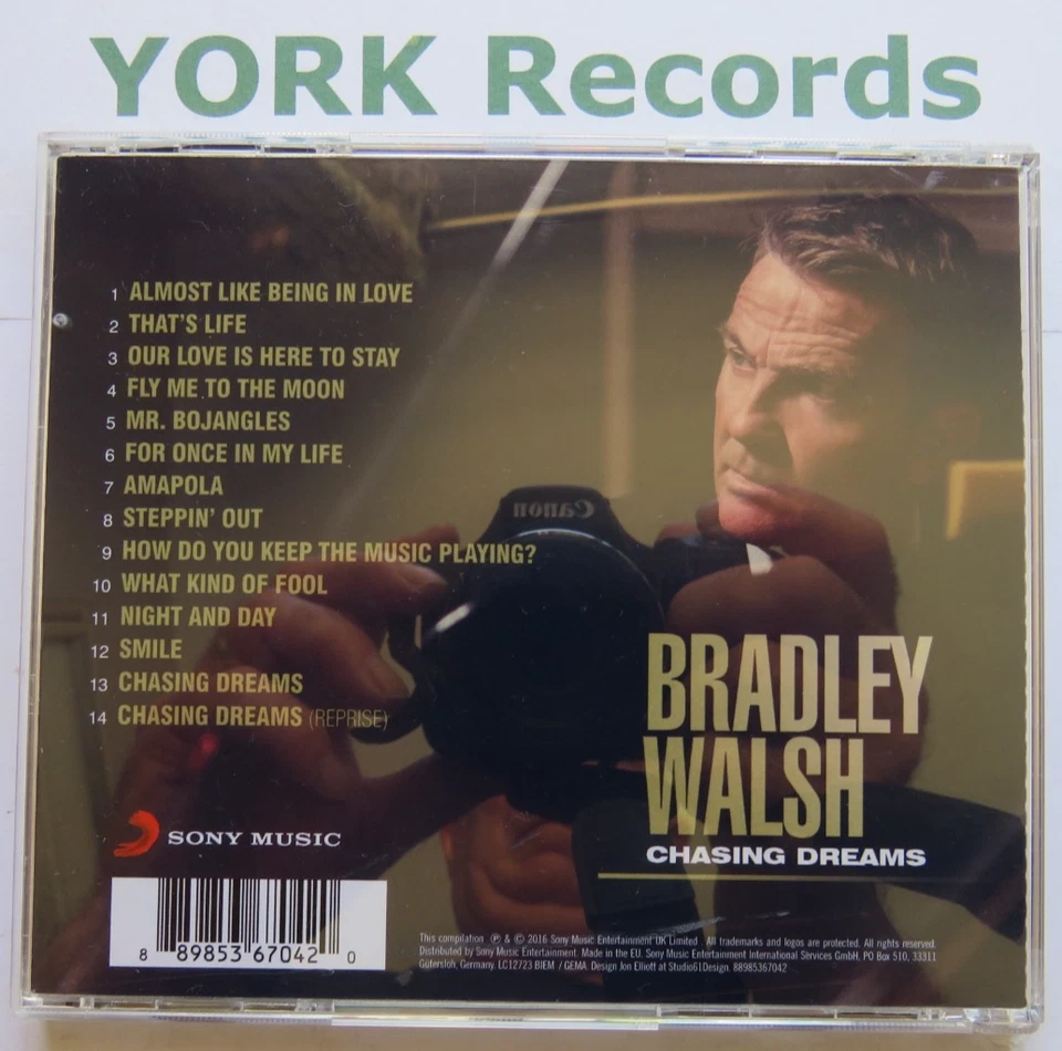 BRADLEY WALSH - Chasing Dreams - Excellent Condition CD Album Sony - Image 2 of 3