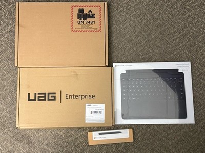 Surface Pro 9 2038 i7-1265U 2.7GHz 16GB 256GB SSD WIN 11 Pro With Accessories