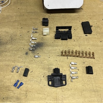 Summit racing GM steering column electrical kit SUM   890001 Open Box
