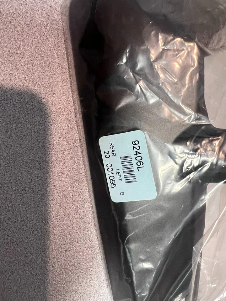 2013 - 2018 TOYOTA AVALON REAR SPLASH MUD GUARDS LEFT AND RIGHT SET Foto 3 de 4