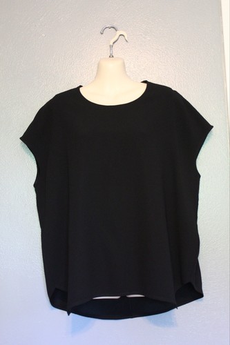 MM LaFleur Black Crepe The Didion Top Size Large