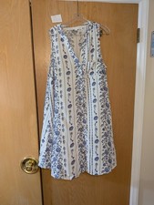for Justify Women 2X Shift Dress White/Blue Floral V-Neck Button Pockets