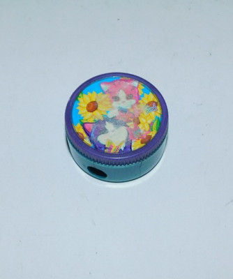 NEAT PREOWNED LISA FRANK PENCIL SHARPENER WITH CAT IMAGES