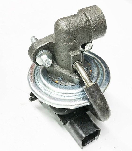 NAPA EGR Valve Assembly 226701 NOS eBay